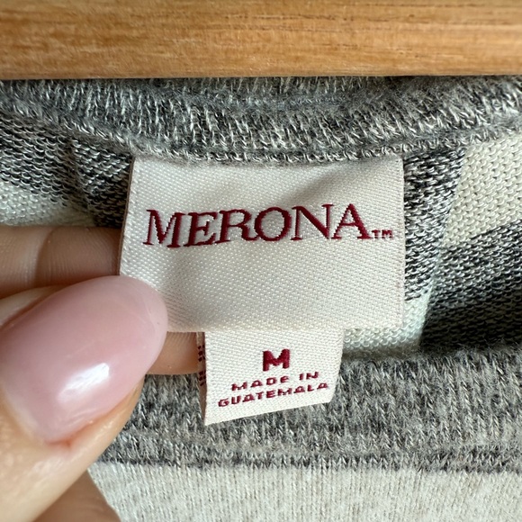 Merona Brushed Cotton Knit Grey & White Striped Top sz: Med - Picture 4 of 8